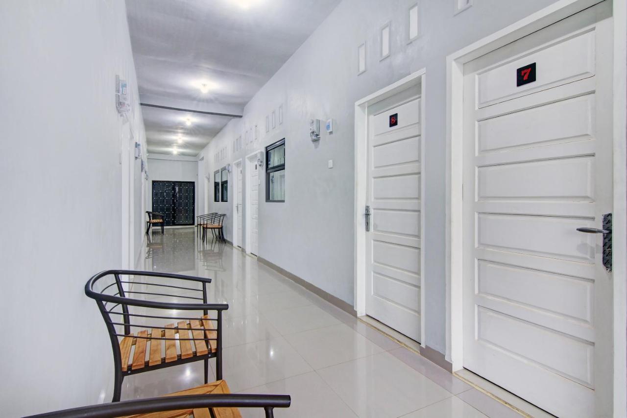 Oyo 90704 Nabila Residence Syariah Παντάνγκ Εξωτερικό φωτογραφία