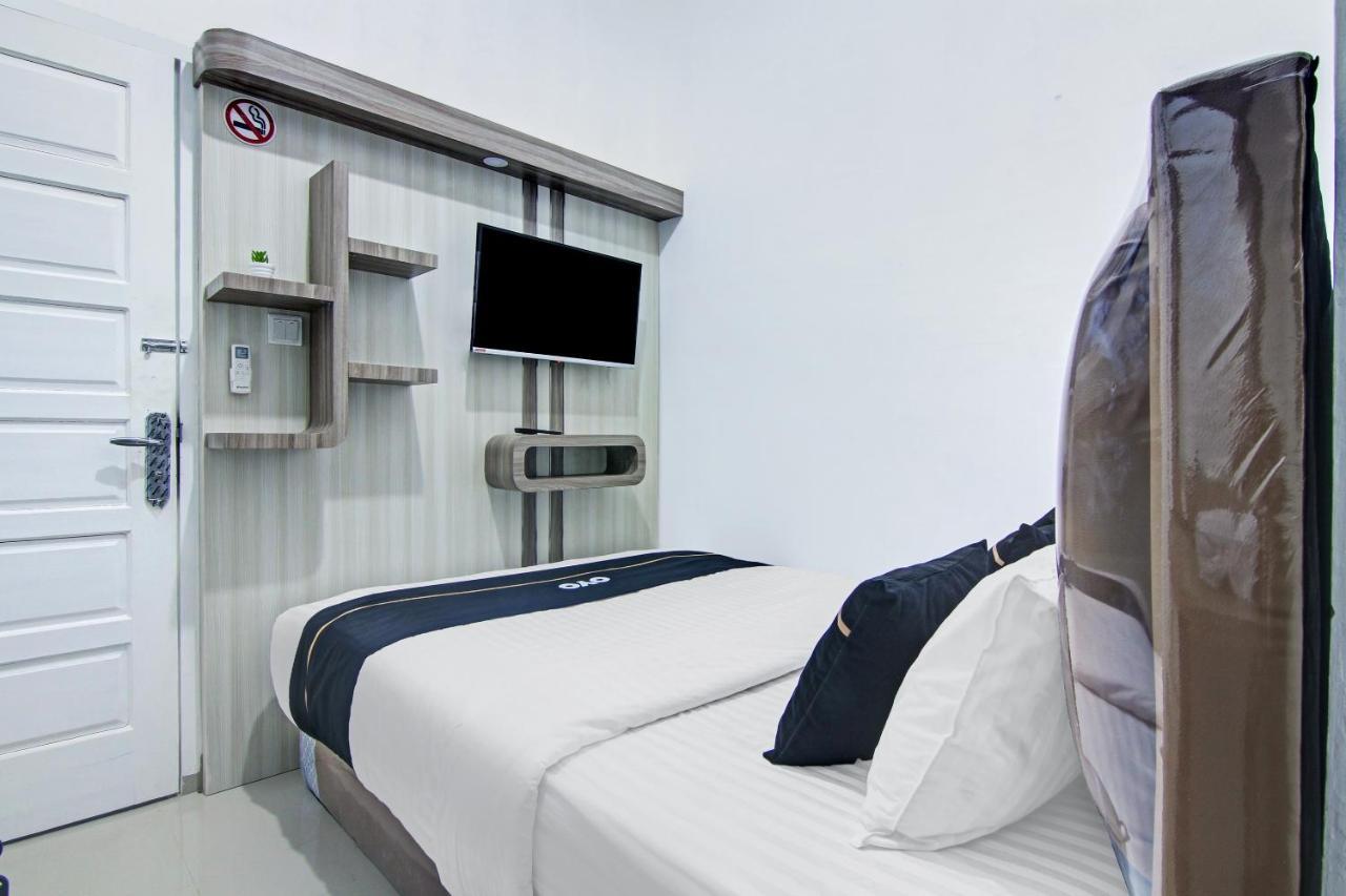 Oyo 90704 Nabila Residence Syariah Παντάνγκ Εξωτερικό φωτογραφία
