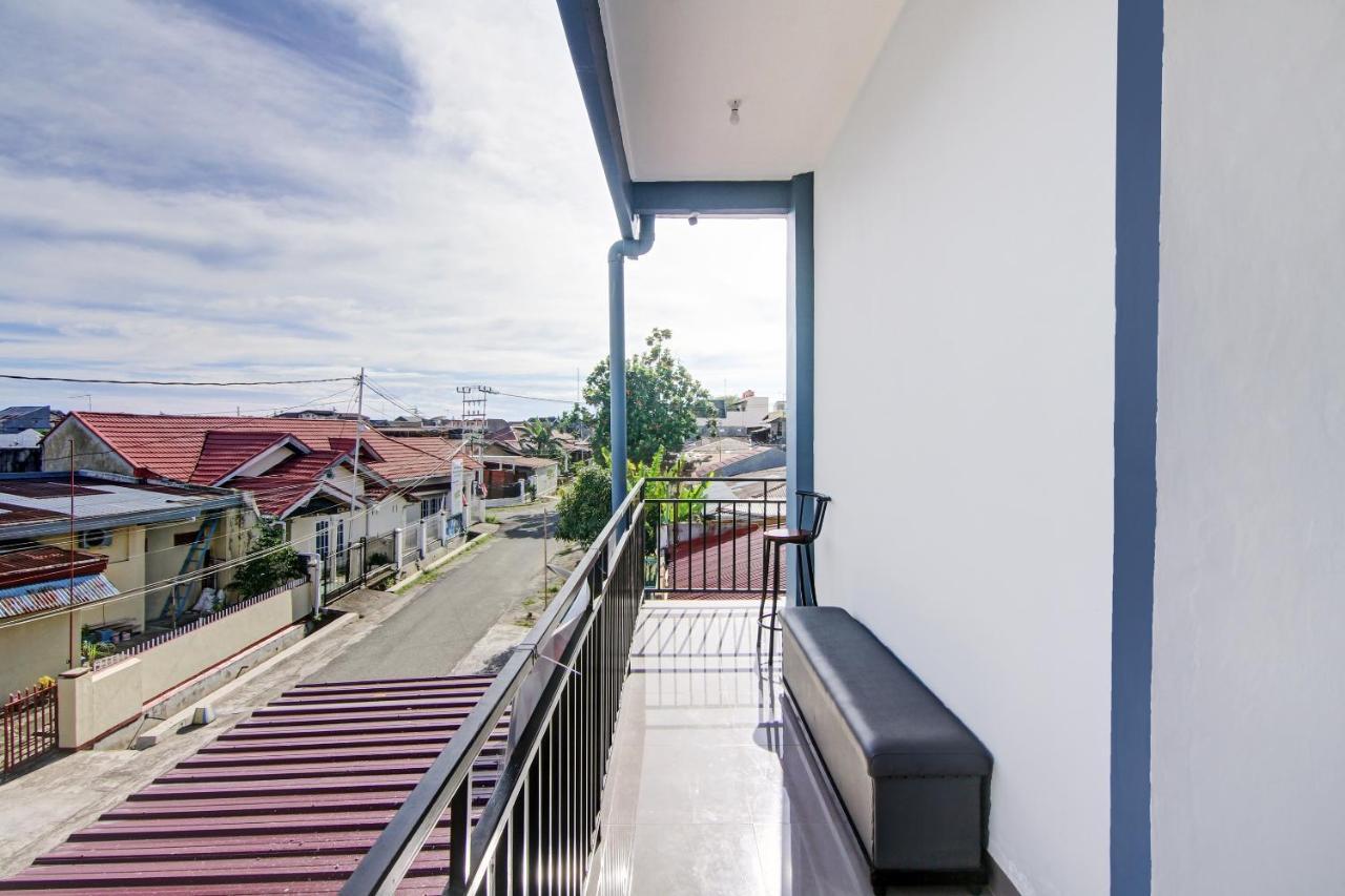 Oyo 90704 Nabila Residence Syariah Παντάνγκ Εξωτερικό φωτογραφία