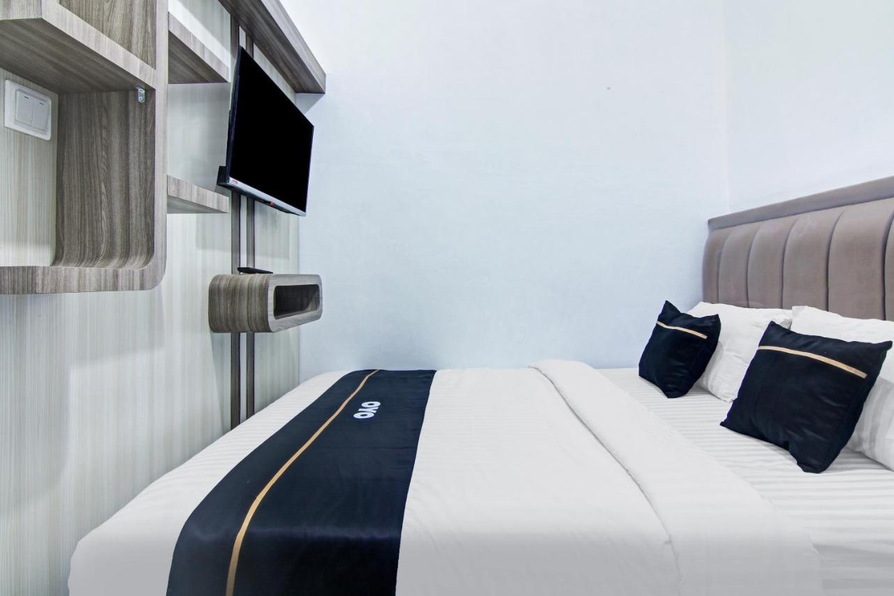 Oyo 90704 Nabila Residence Syariah Παντάνγκ Εξωτερικό φωτογραφία